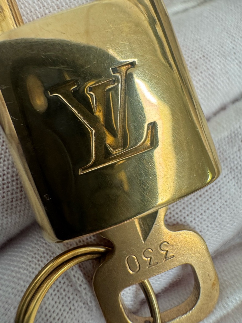 #330 Louis Vuitton Gold-Tone LV Padlock Key Charm - Picture 7 of 8